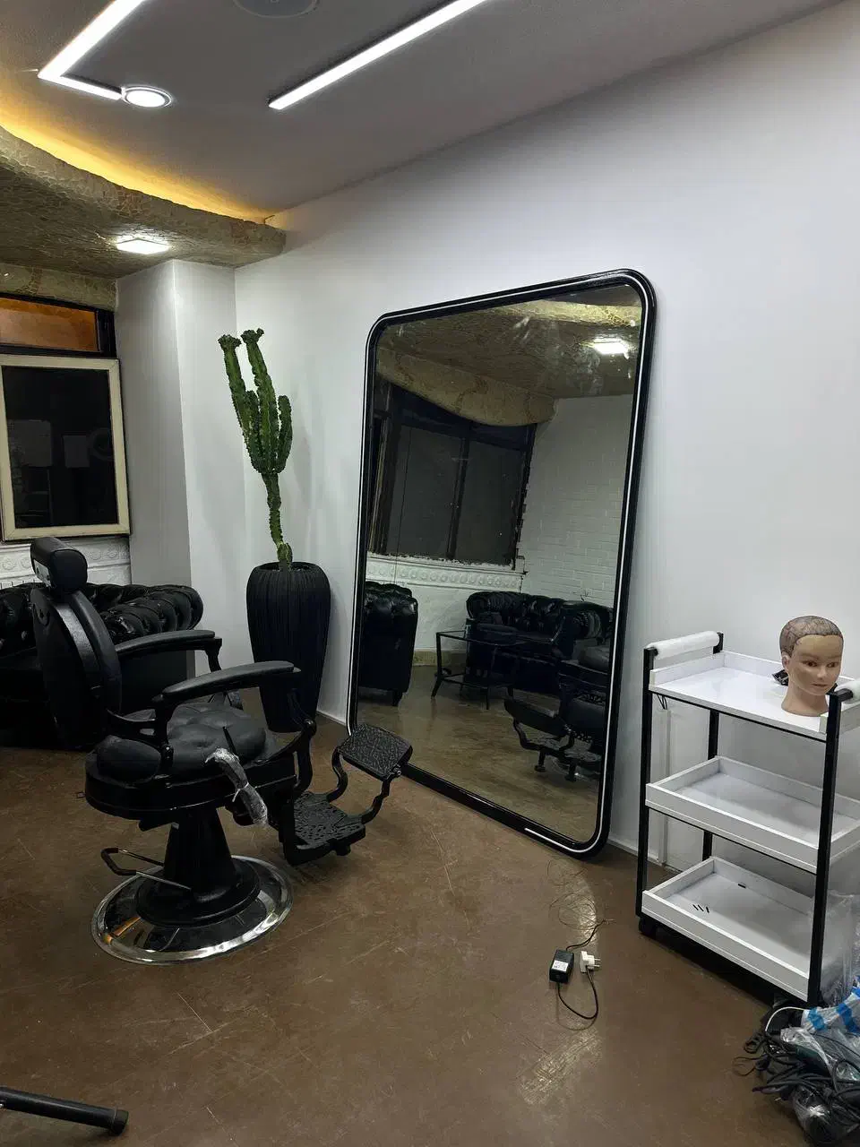 آینه چوبی در رنگ های قهوه ای و فندقی وکرم|آینه|ارومیه, |دیوار