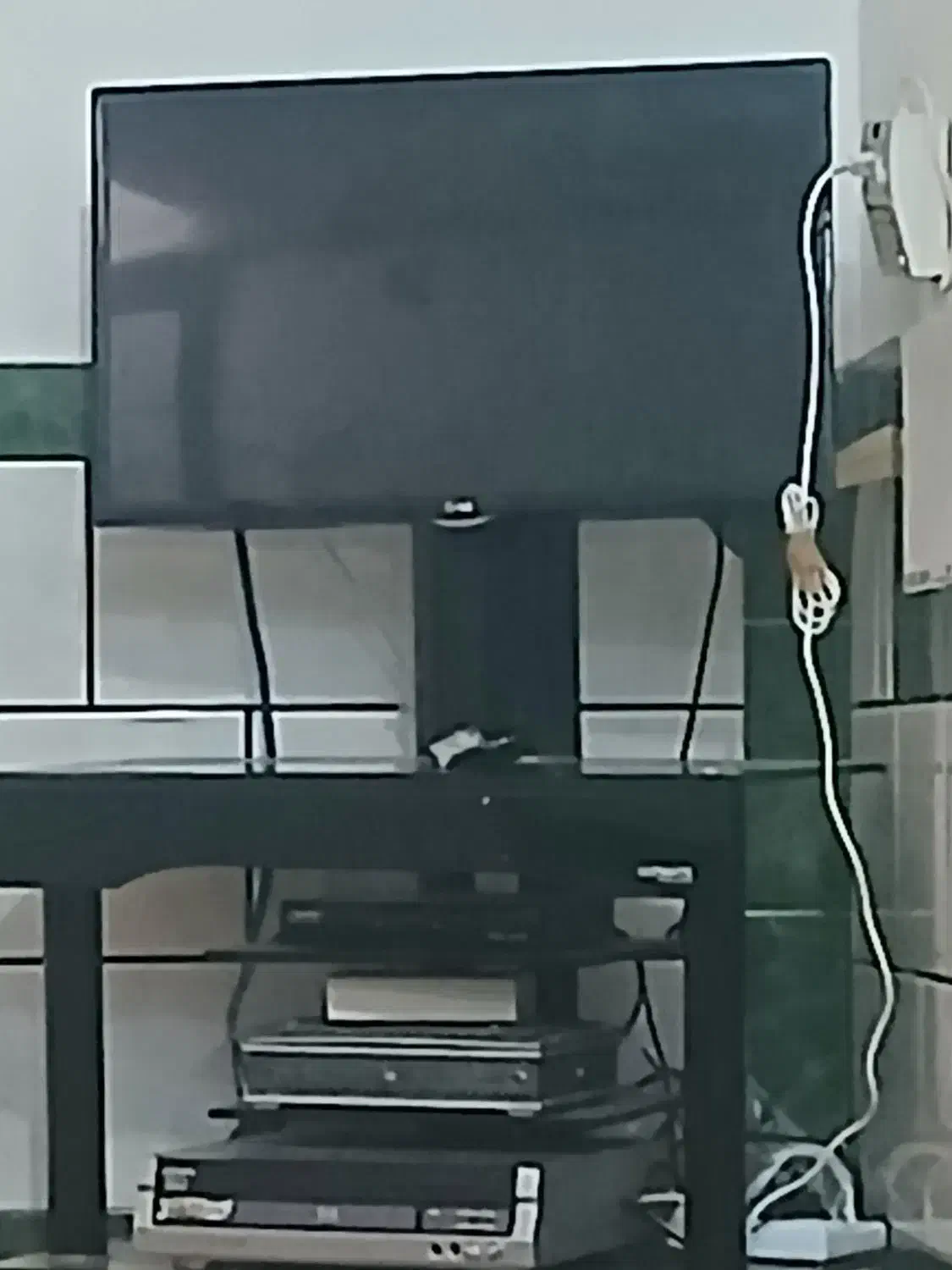 تلوزیون 32اینج|تلویزیون و پروژکتور|اندیمشک, |دیوار