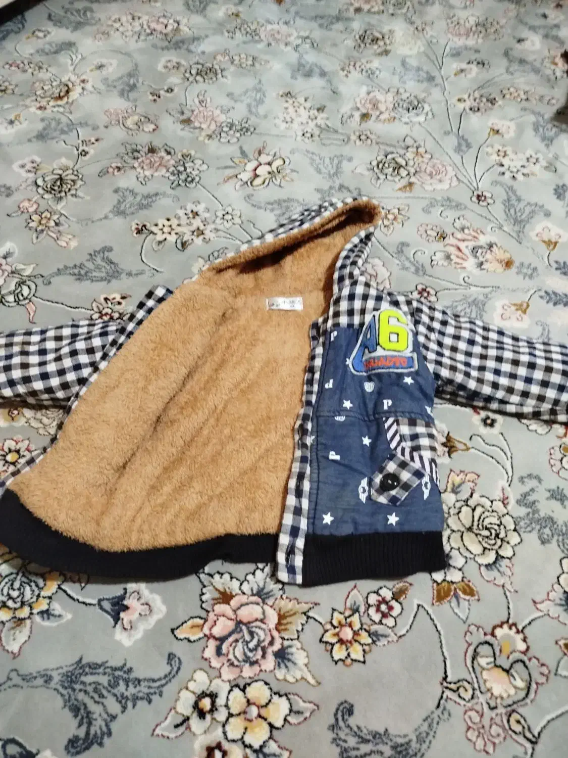 پلیور بچه گانه برای 3تا5سال در حد نو|کفش و لباس بچه|جوانرود, |دیوار