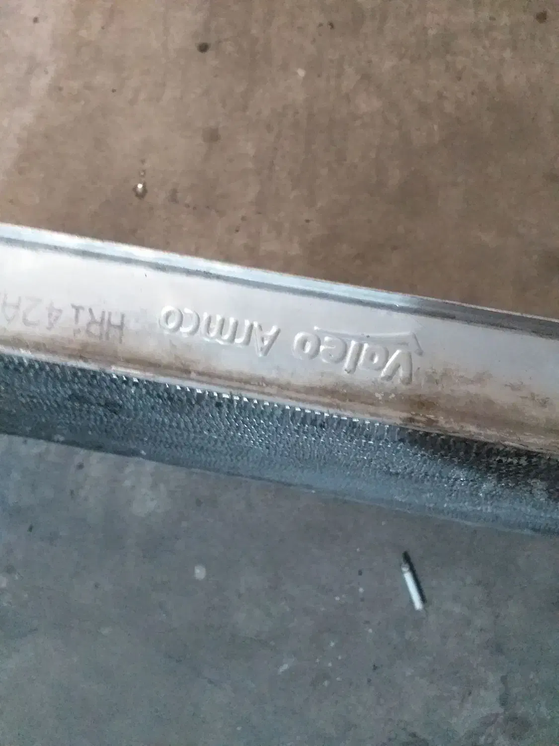 رادیاتور خودرو دنا معمولی|قطعات یدکی و لوازم جانبی|رشت, دباغیان|دیوار