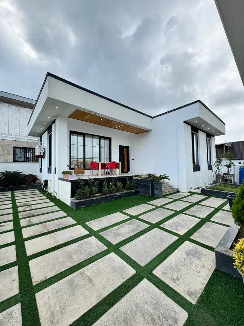 ویلا مدرن و زیبا در دو قدمی دریا|فروش خانه و ویلا|چاف و چمخاله, |دیوار