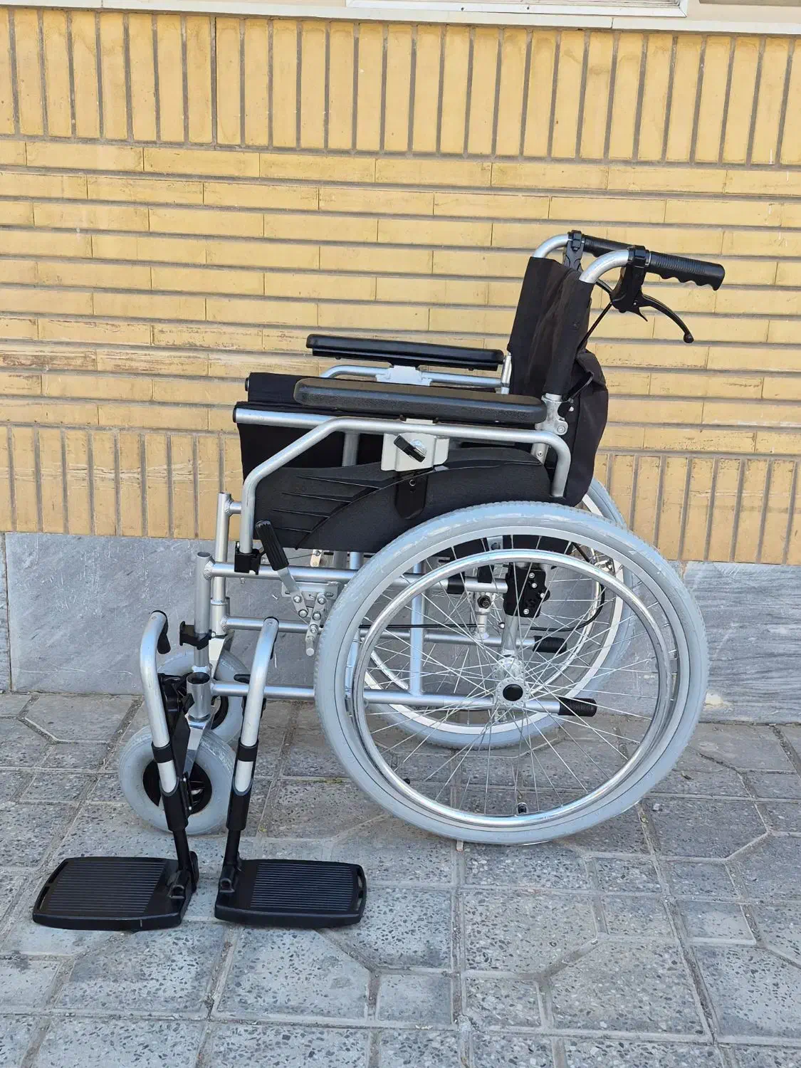 ویلچر تمام الومنیوم|آرایشی، بهداشتی، درمانی|اصفهان, شهرک صنعتی امیرکبیر (شاپور جدید)|دیوار