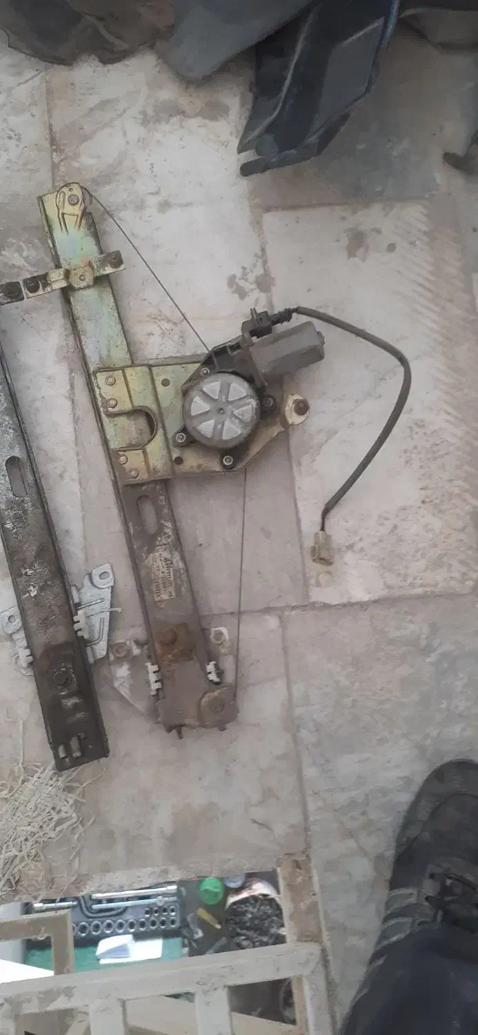 رودری مدل بالایی کامل و شیشه بالابر چپ راست|قطعات یدکی و لوازم جانبی|قم, نخودی|دیوار