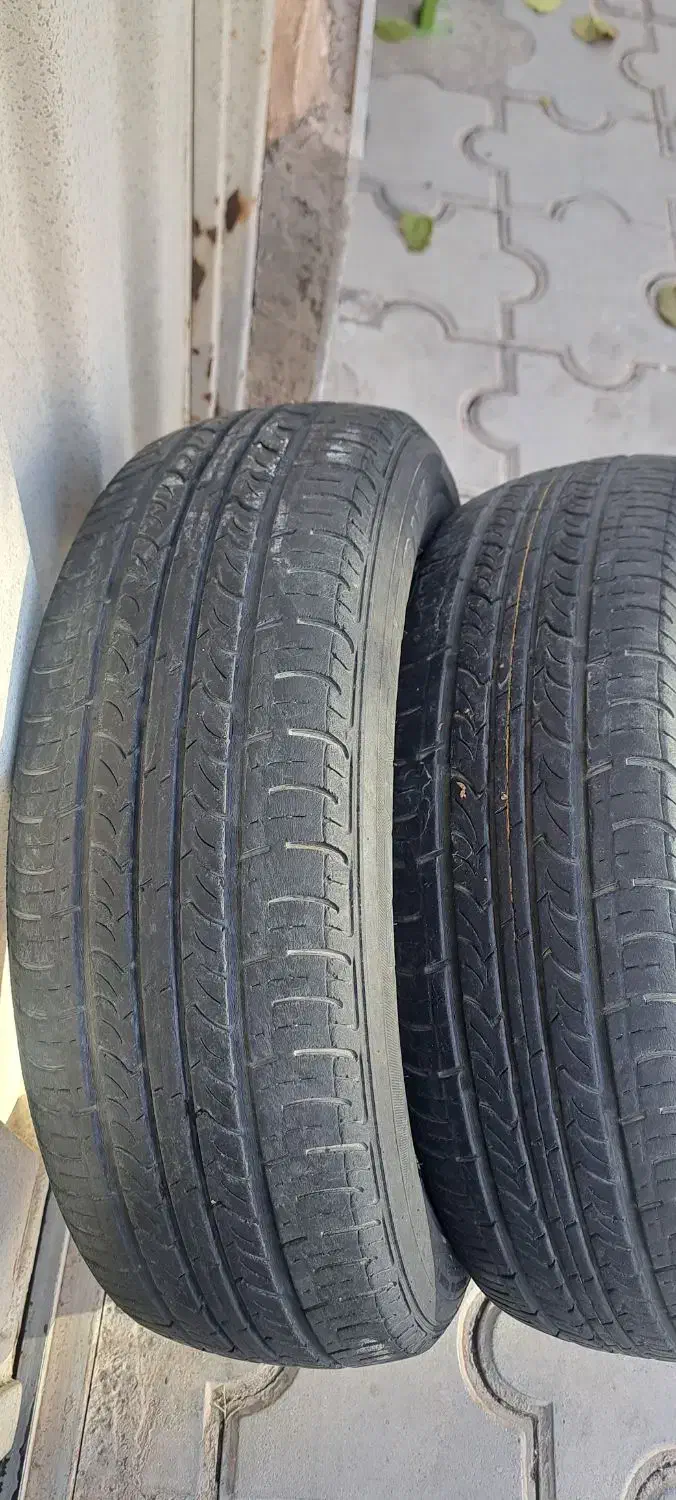 لاستیک کره ای کارکرده|قطعات یدکی و لوازم جانبی|شاهین‌شهر, گزبرخوار|دیوار