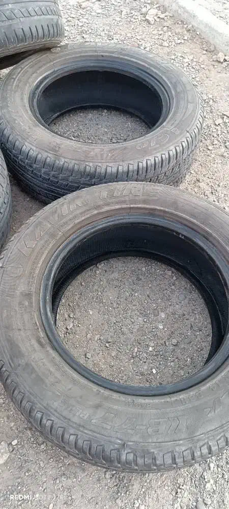 لاستیک خودرو|قطعات یدکی و لوازم جانبی|فولادشهر, B2|دیوار