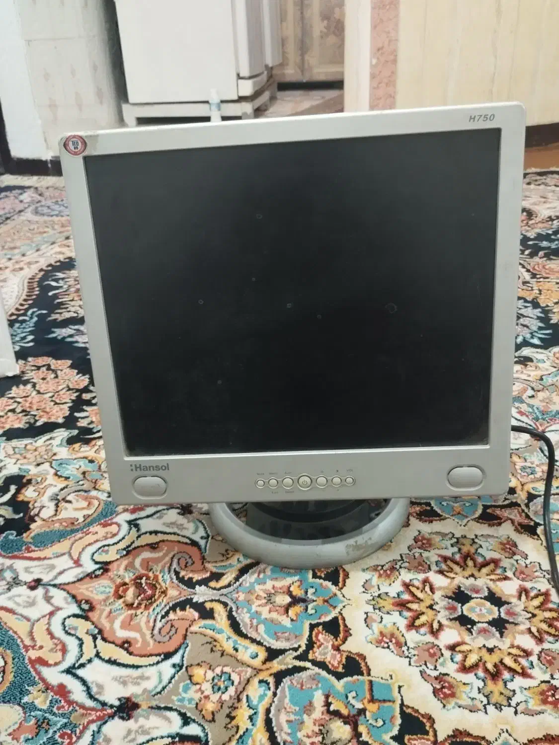 یک عدد مانیتور کامپیو تر|قطعات و لوازم جانبی رایانه|اهواز, کوی شایسته|دیوار