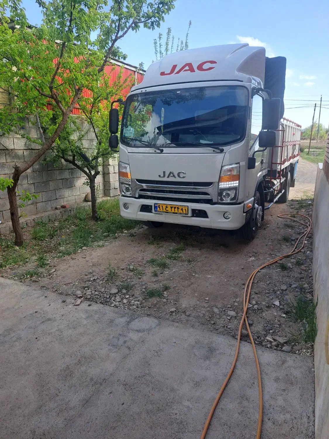 کامیون جک ۸/۵ مدل ۴۰۲ برج۱۱ سه تیکه پلمپ|خودرو سنگین|اصلاندوز, |دیوار