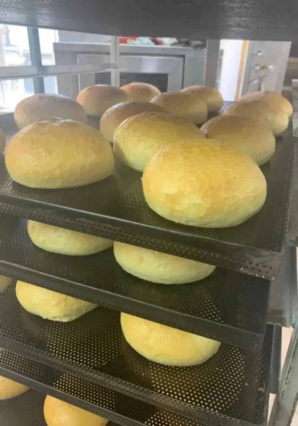 شاطر و وردست نان فانتزی|استخدام خدمات فروشگاه و رستوران|بند زرک, |دیوار