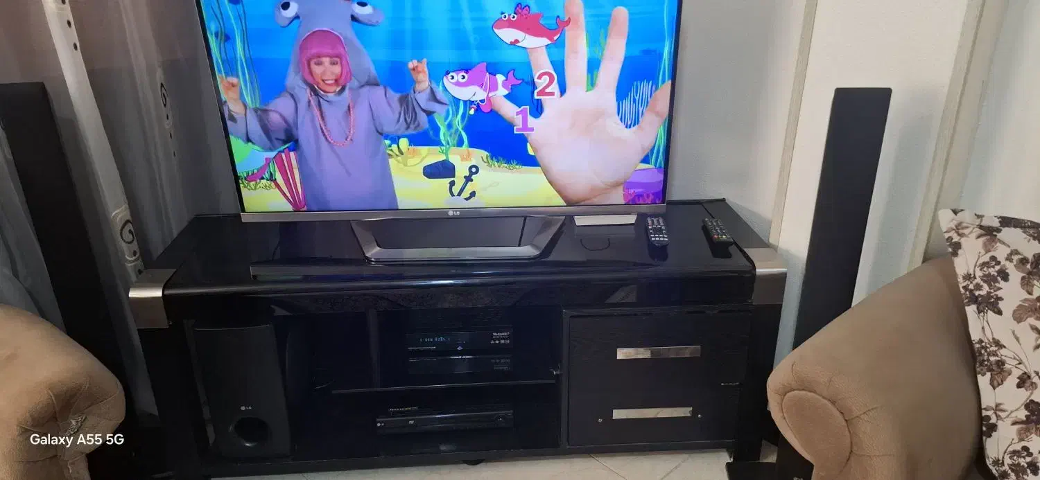 سلام میز تی‌وی شیشه و چوب|میز تلویزیون|شاهین‌شهر, فدک|دیوار