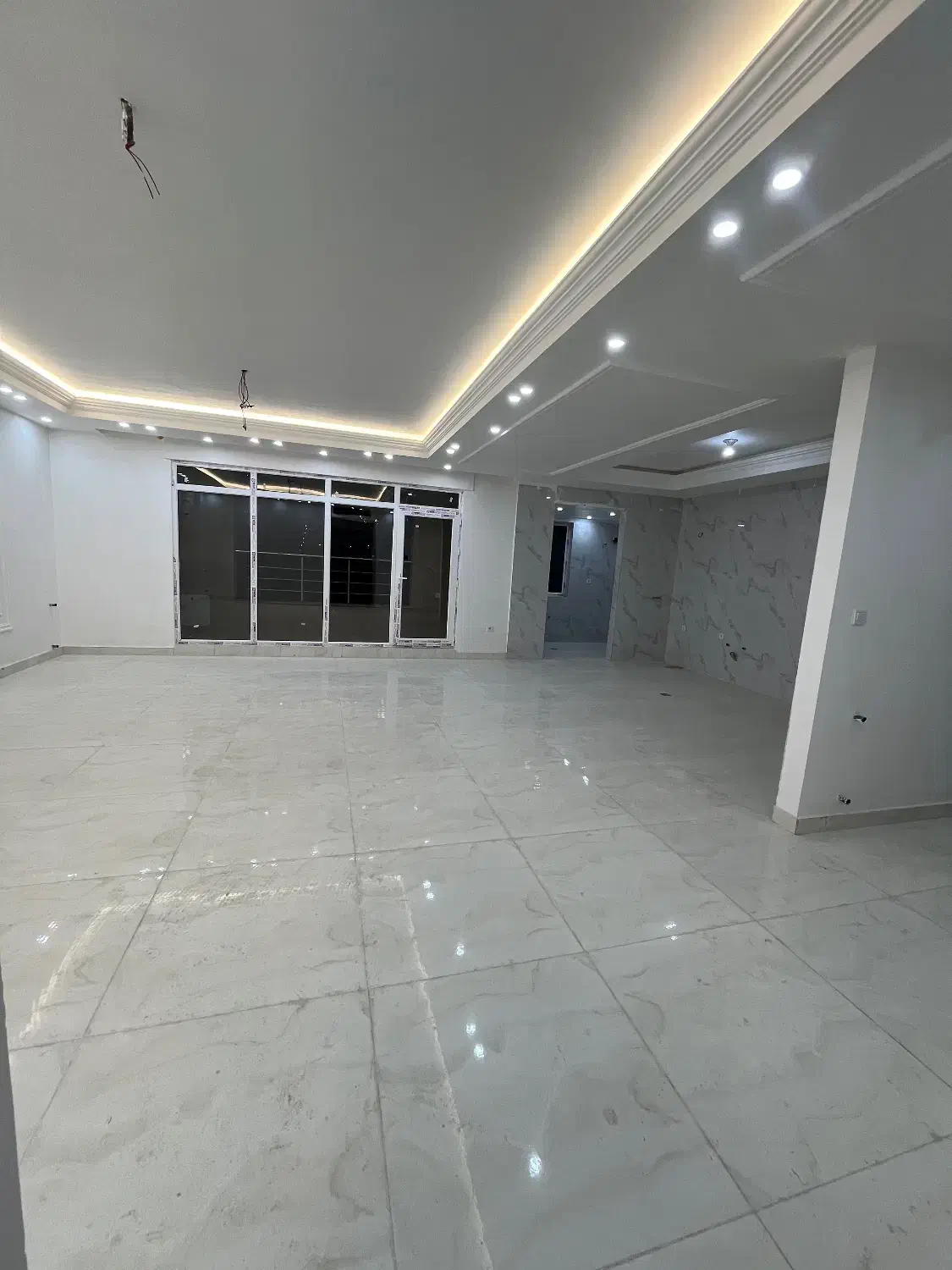 ۱۶۰مترتک واحدی پاسداران|فروش آپارتمان|ایلام, |دیوار