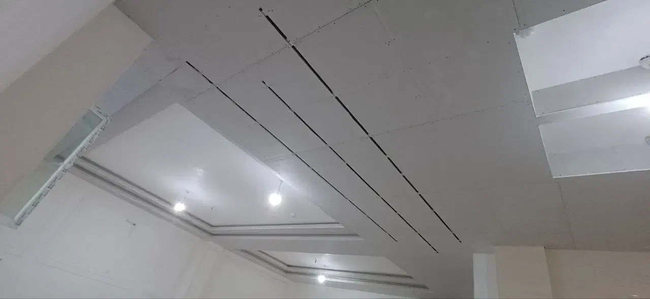 اجرای کناف سقف کاذب رنگ آرمسترانگ و....|خدمات پیشه و مهارت|اردبیل, |دیوار
