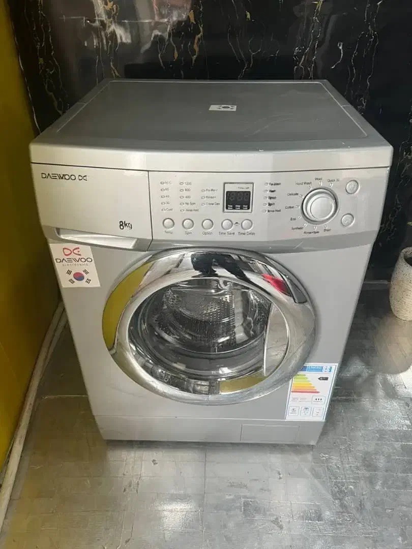 ماشین لباسشویی لباس شویی دوو ۸کیلودرب استیل بزرگ|ماشین لباسشویی و خشک‌کن لباس|زاهدان, |دیوار