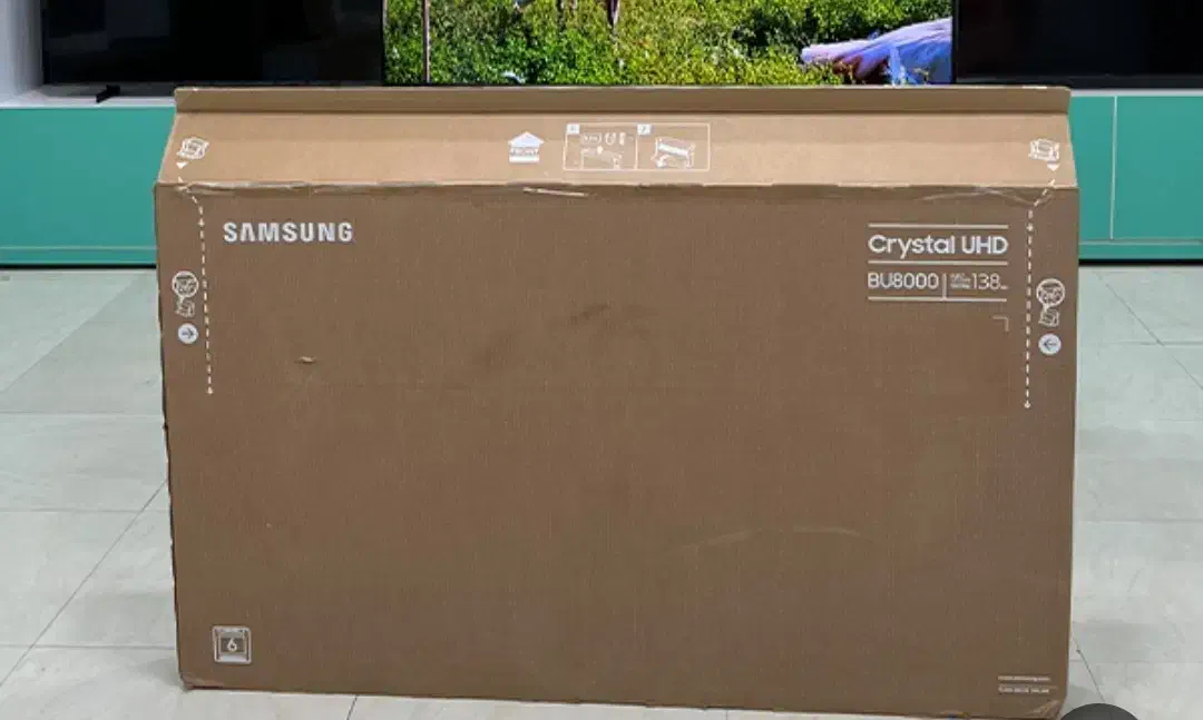 کارتن تلویزیون سامسونگ ۶۵اینچ|تلویزیون و پروژکتور|قم, مجیدیه|دیوار