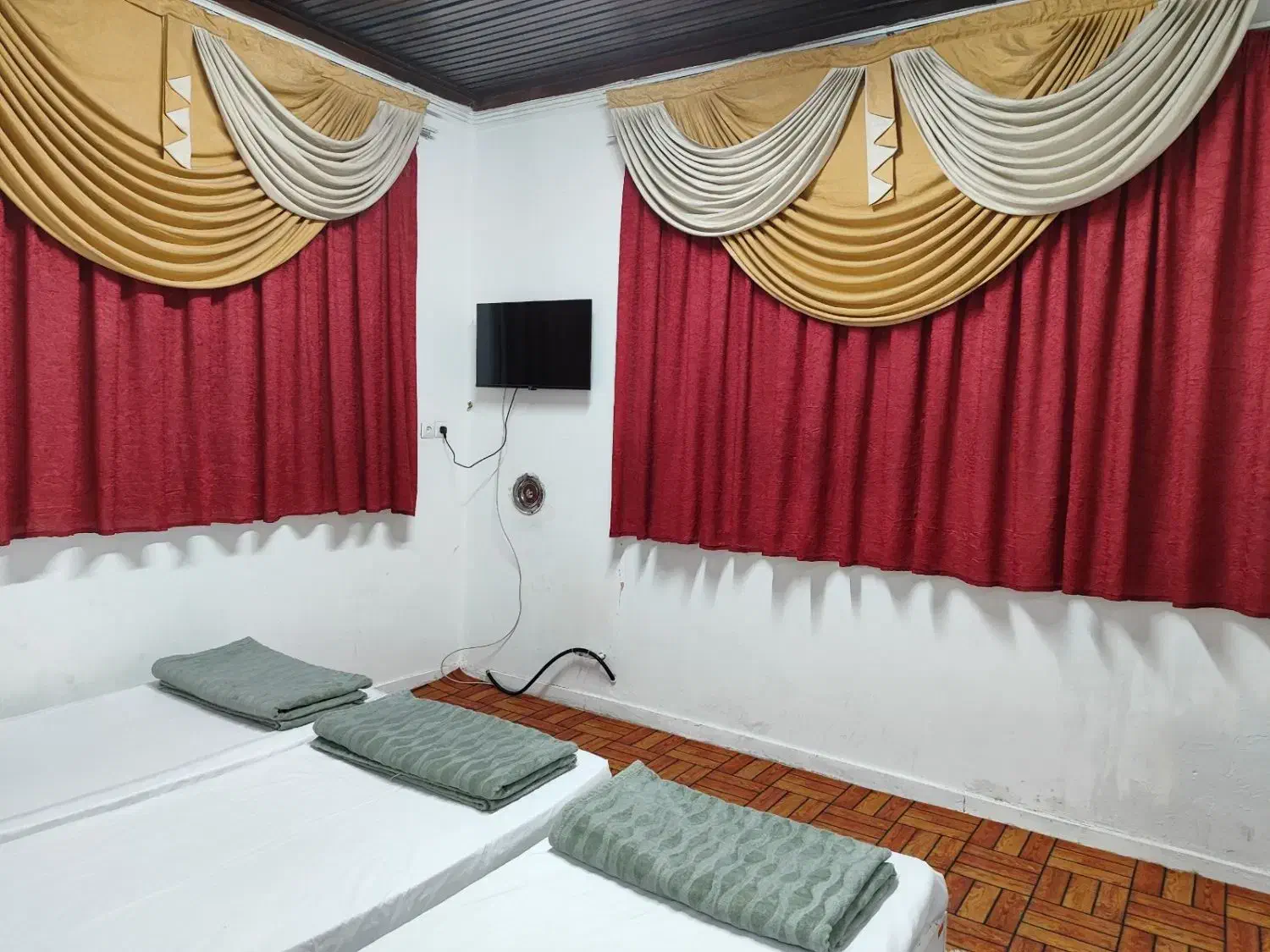 سوئیت های هتلی مجهز با امکانات و پارکینگ|اجارهٔ کوتاهمدت آپارتمان و سوئیت|رشت, رودبارتان|دیوار