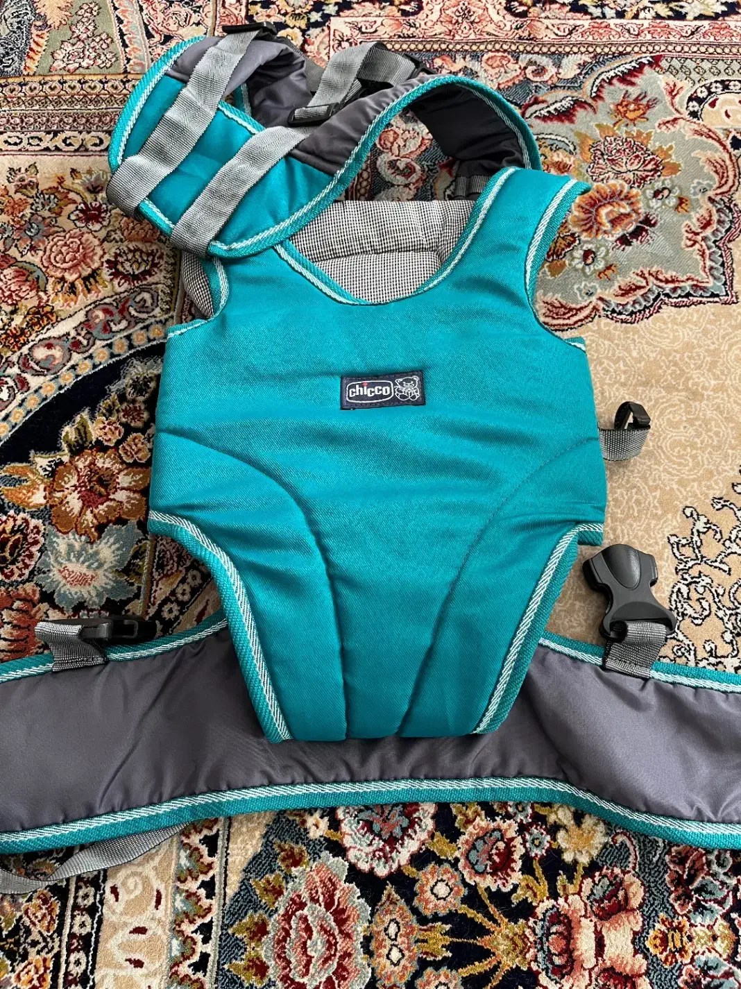 آغوشی در حد نو|کالسکه و لوازم جانبی|کرج, شهرک بهداری|دیوار