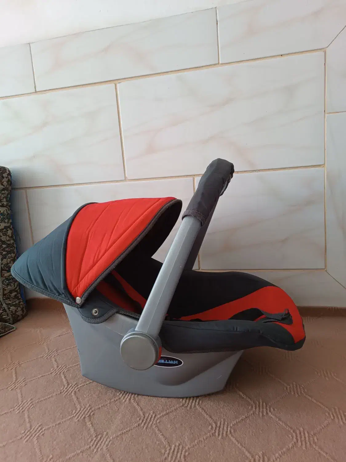 کریر نوزاد|اسباب و اثاث بچه|بردسیر, |دیوار