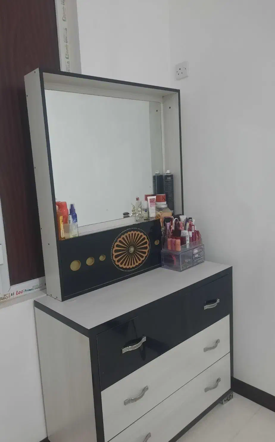 سرویس خواب دو نفره MDF لوکس|تخت و سرویس خواب|اهواز, شهرک دانشگاه|دیوار