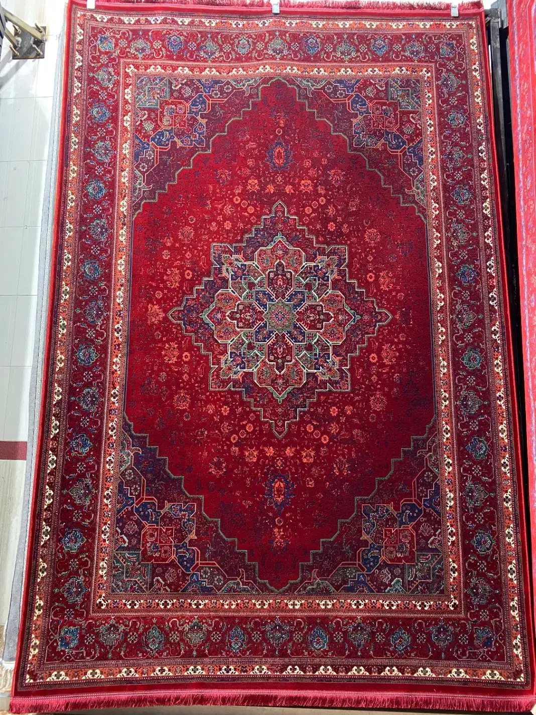 فرش آوانگارد قاجاری 1200شانه نخ(فرش کریم زاده)|فرش|تبریز, |دیوار