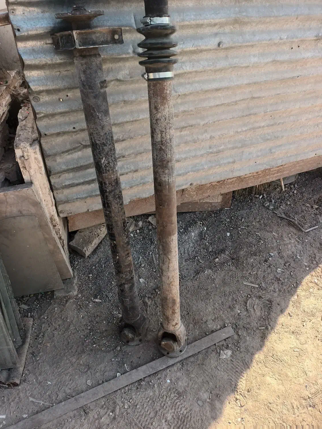 زنجیرچرخ خاور|قطعات یدکی و لوازم جانبی|مشهد, نیزه|دیوار