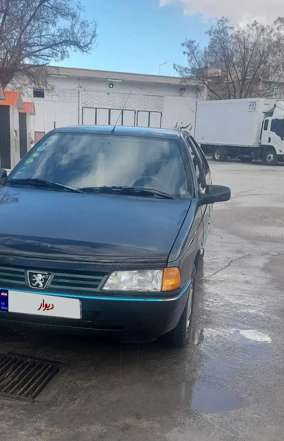 پژو ۴۰۵ مدل ۸۲|خودرو سواری و وانت|بروجرد, |دیوار