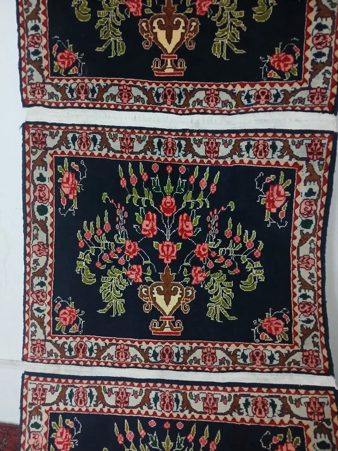 ۳ عدد پشتی دست بافت زیبا و گلیم شیراز و ذرع و نیم|فرش|کرج, ساسانی (قلمستان)|دیوار