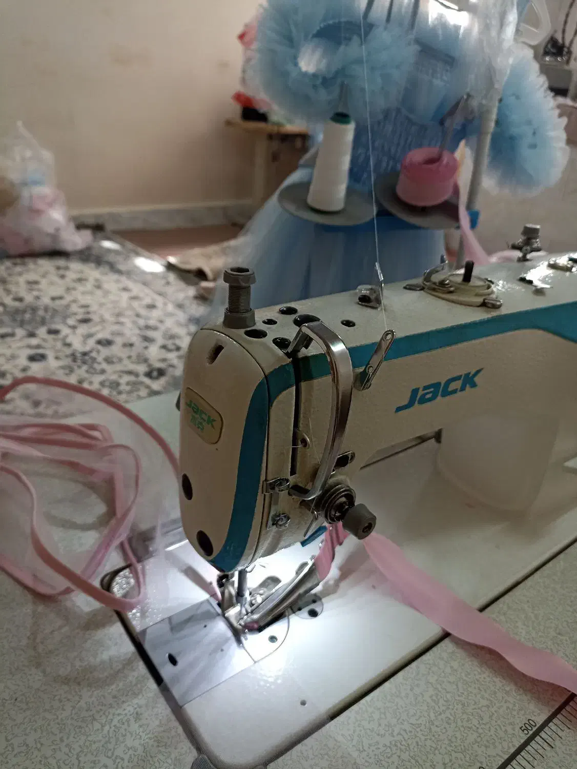 چرخکار خانم مبتدی تا حرفه ای|استخدام صنعتی، فنی، مهندسی|گلستان (تهران), |دیوار