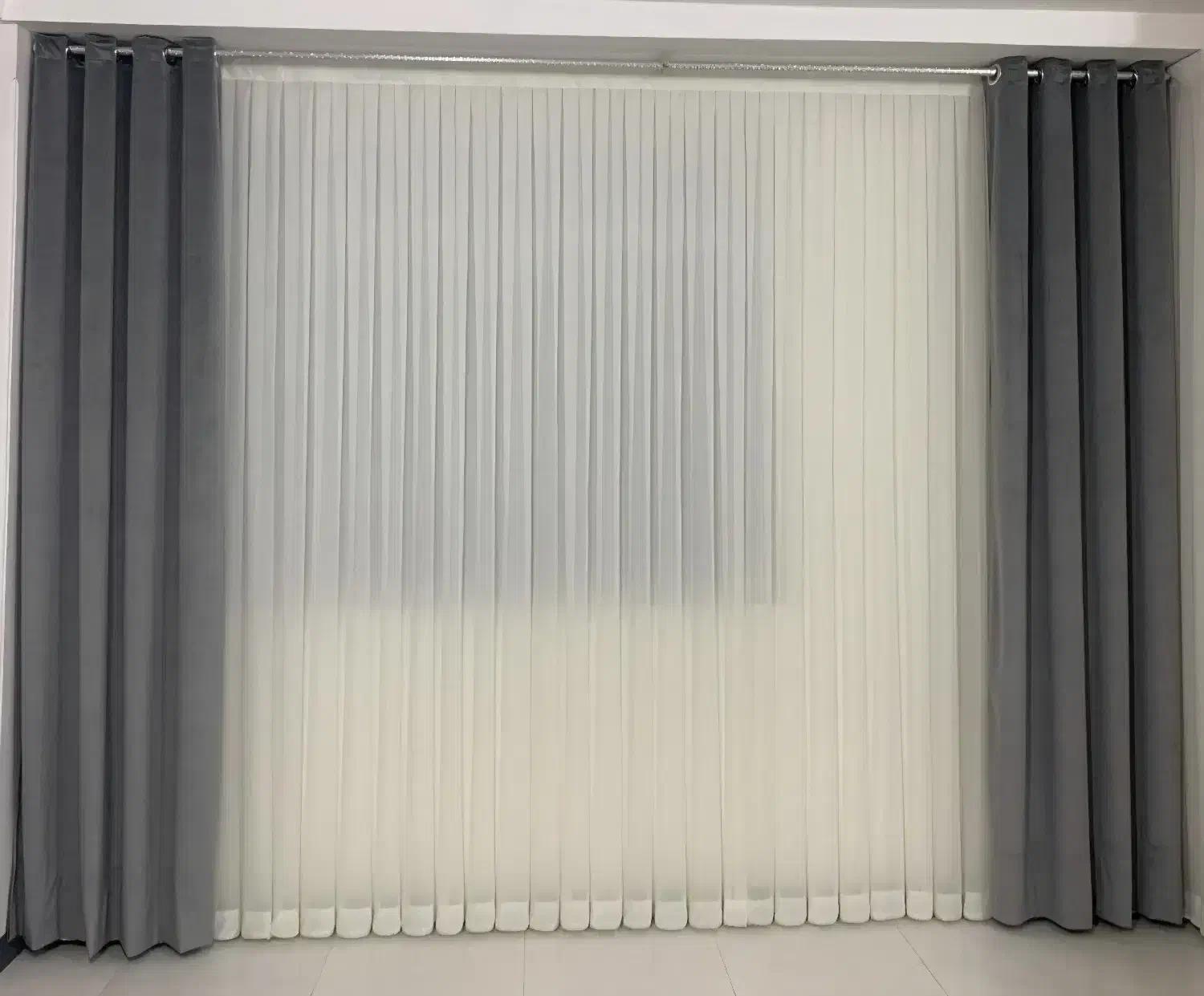 پرده حریر ترک پلیسه دوخته شده آماده نصب نو|پرده، رانر، رومیزی|تهران, شهرک آزمایش|دیوار