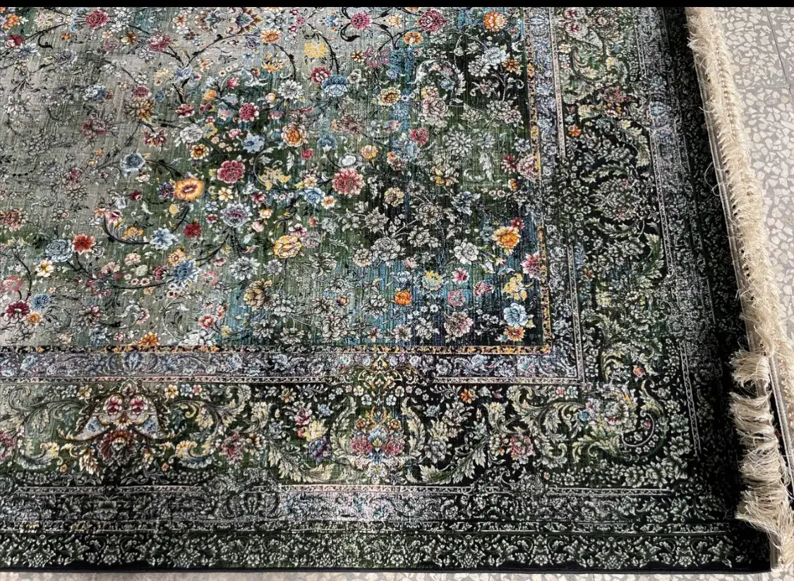 فرش جذاب طرح فلورا از فرش خلیج وزرا وینتیج سبز|فرش|ارومیه, |دیوار