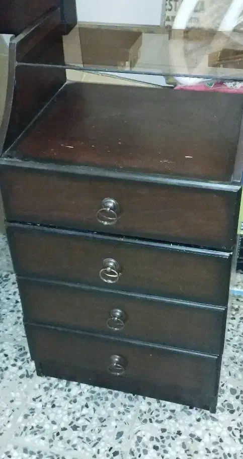 دراور|جاکفشی، کمد، دراور|نجفآباد, گلدشت|دیوار