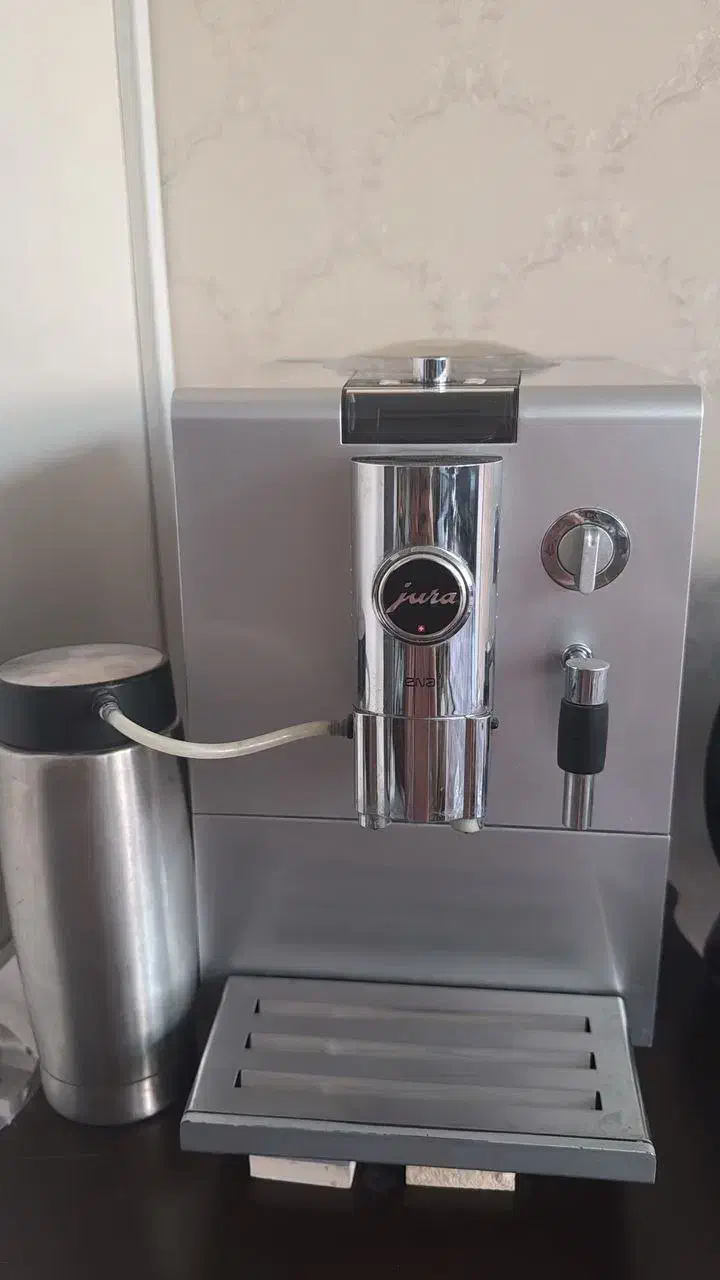 کاپوچینو اسپرسو سازی سوییسی نیاز به تعمیرjura|سماور، چایساز، قهوهساز|تهران, جنتآباد شمالی|دیوار