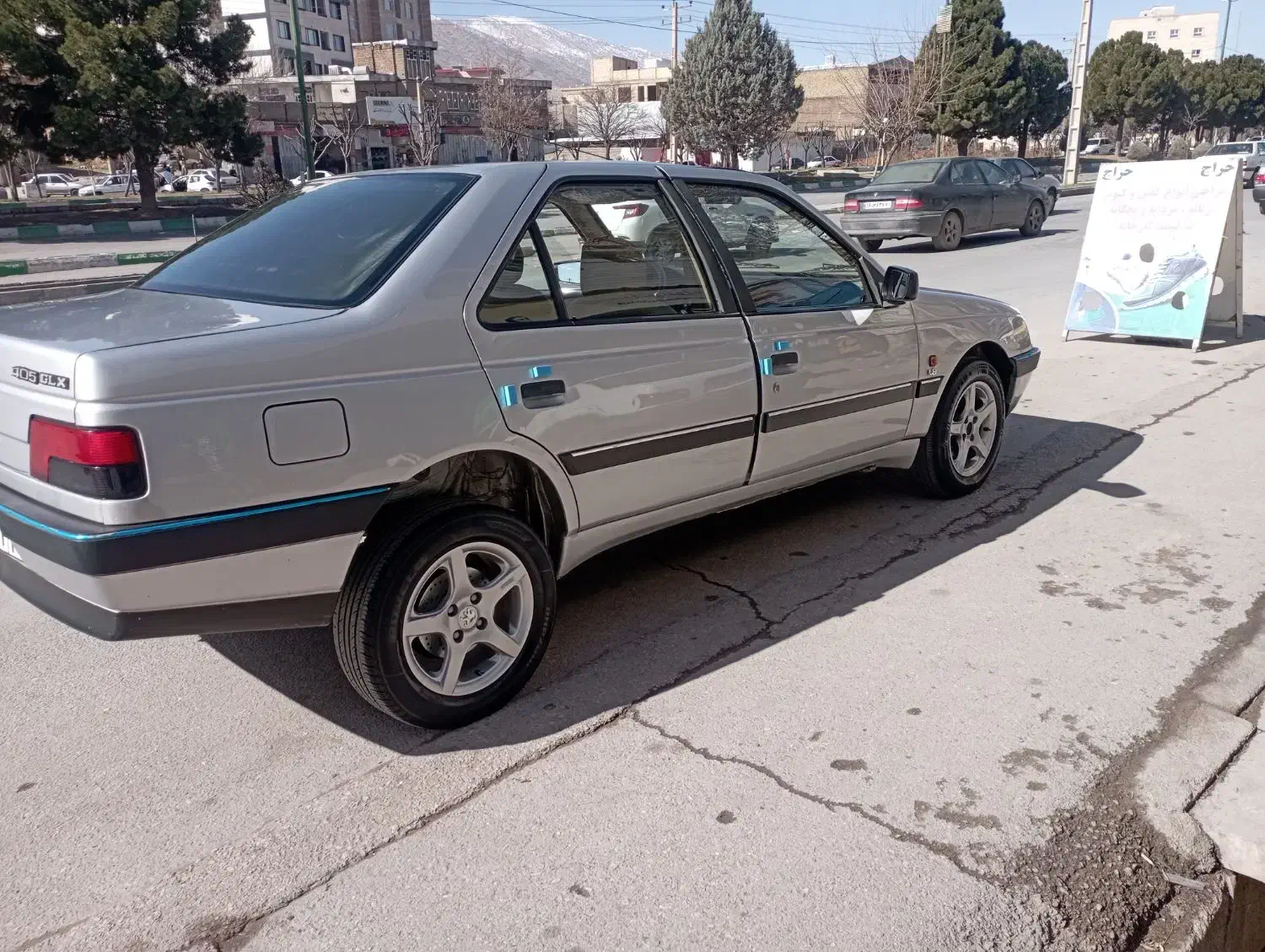 پژو 405|خودرو سواری و وانت|خرم‌آباد, |دیوار