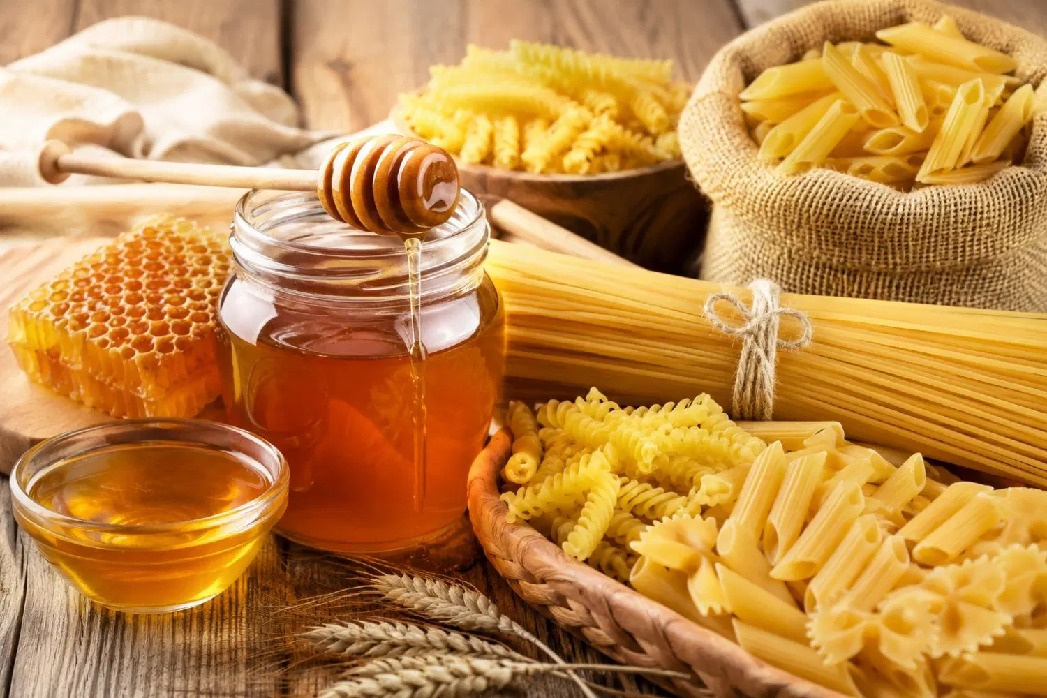 فروش عسل طبیعی و ماکارونی باکیفیت|خوردنی و آشامیدنی|تهران, دانشگاه شریف|دیوار