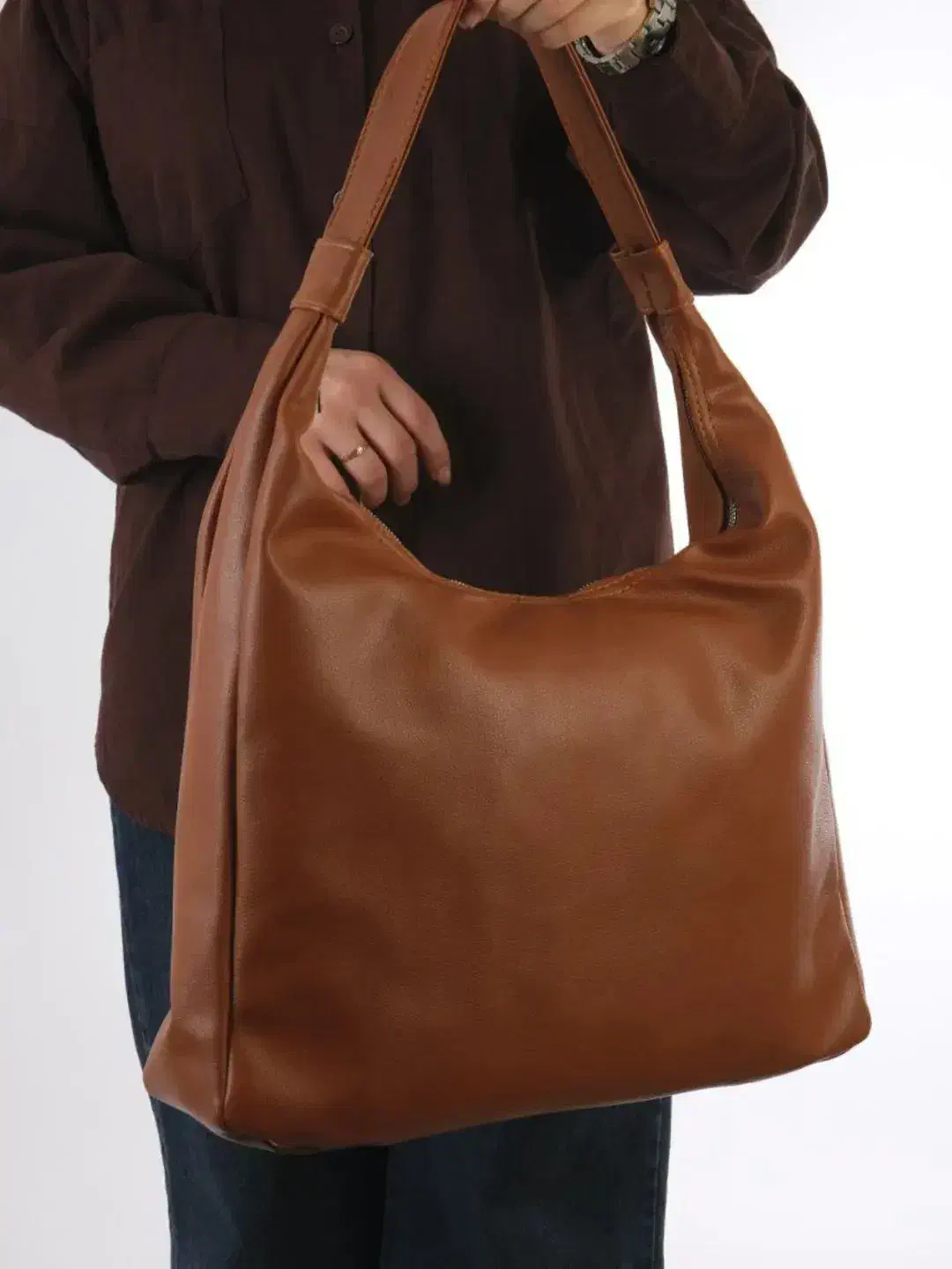 کیف های سایز بزرگ|کیف، کفش، کمربند|صومعهسرا, |دیوار