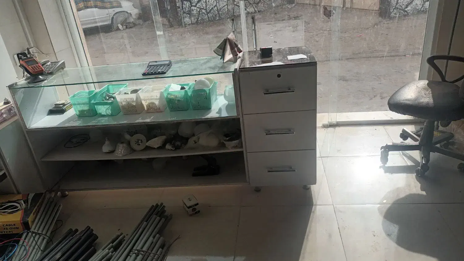 فروش ویترین مغازه|فروشگاه و مغازه|لردگان, |دیوار