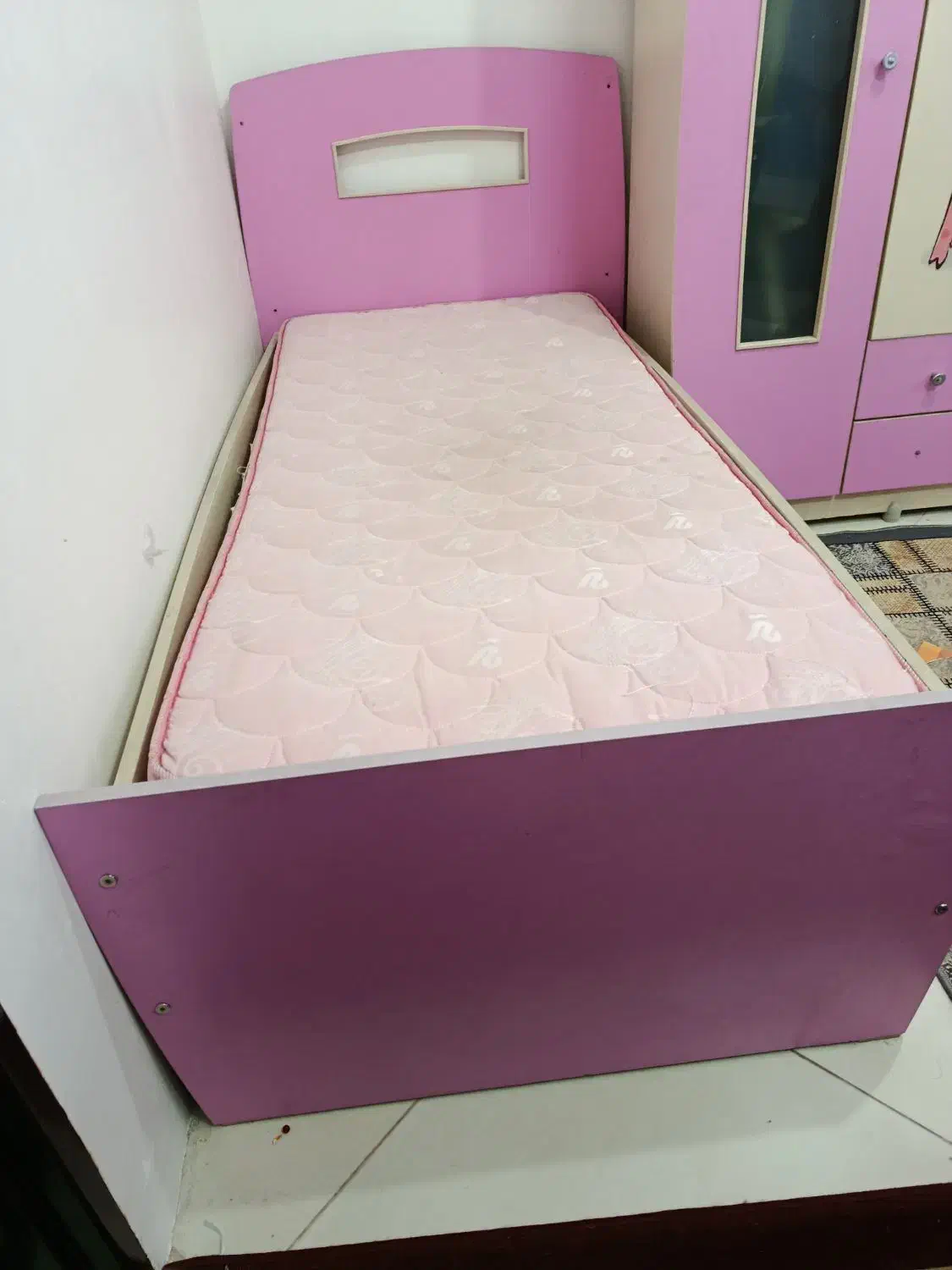 سرویس خواب نوجوان|تخت و سرویس خواب|بیرجند, |دیوار