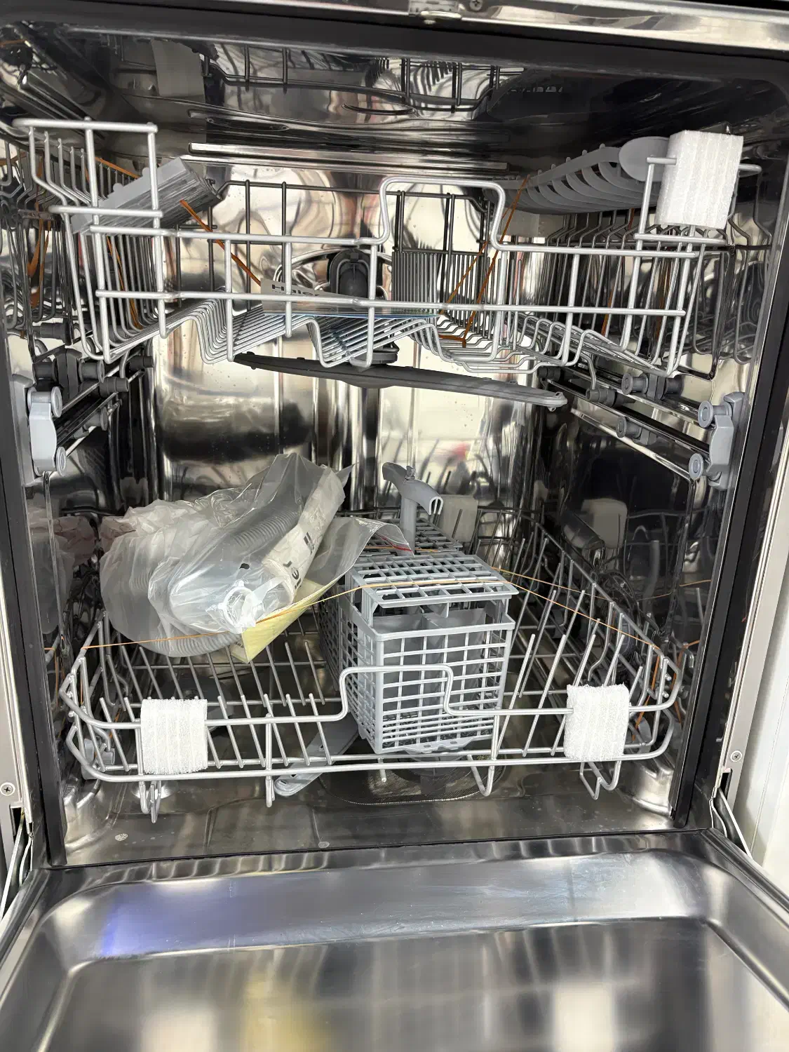 ماشین ظرفشویی کاملا نو پلمپ|ماشین ظرفشویی|سمنان, |دیوار