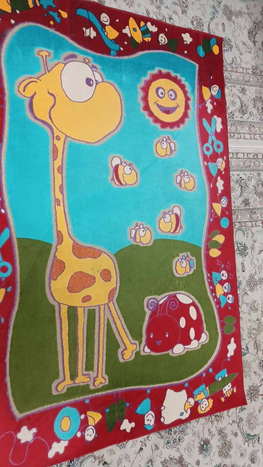 فرش اتاق کودک|گلیم، جاجیم، گبه|اصفهان, رهنان|دیوار