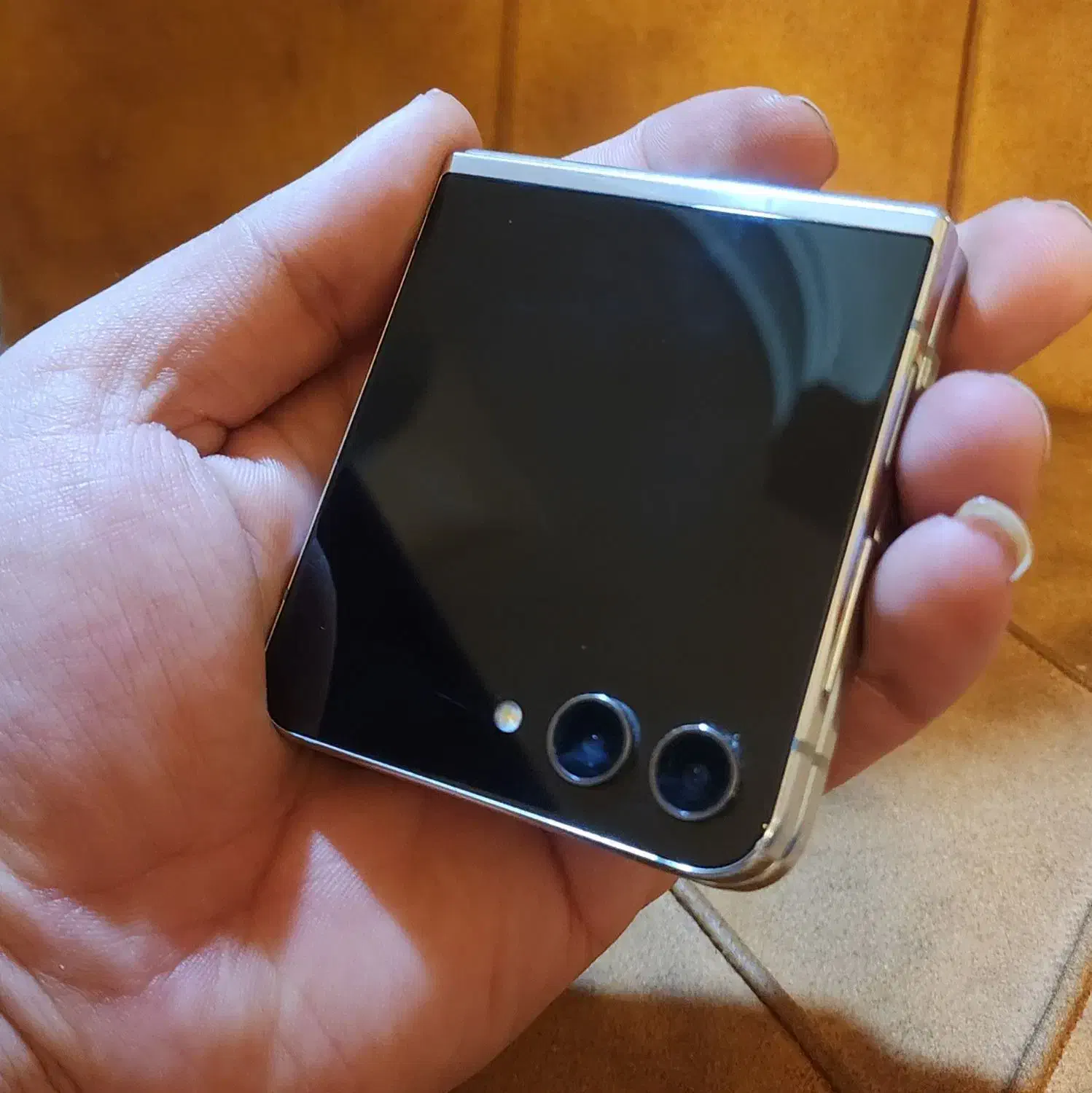 z flip در حد آکبند ۵۱۲گیگ|موبایل|تهران, خواجه نظام الملک|دیوار