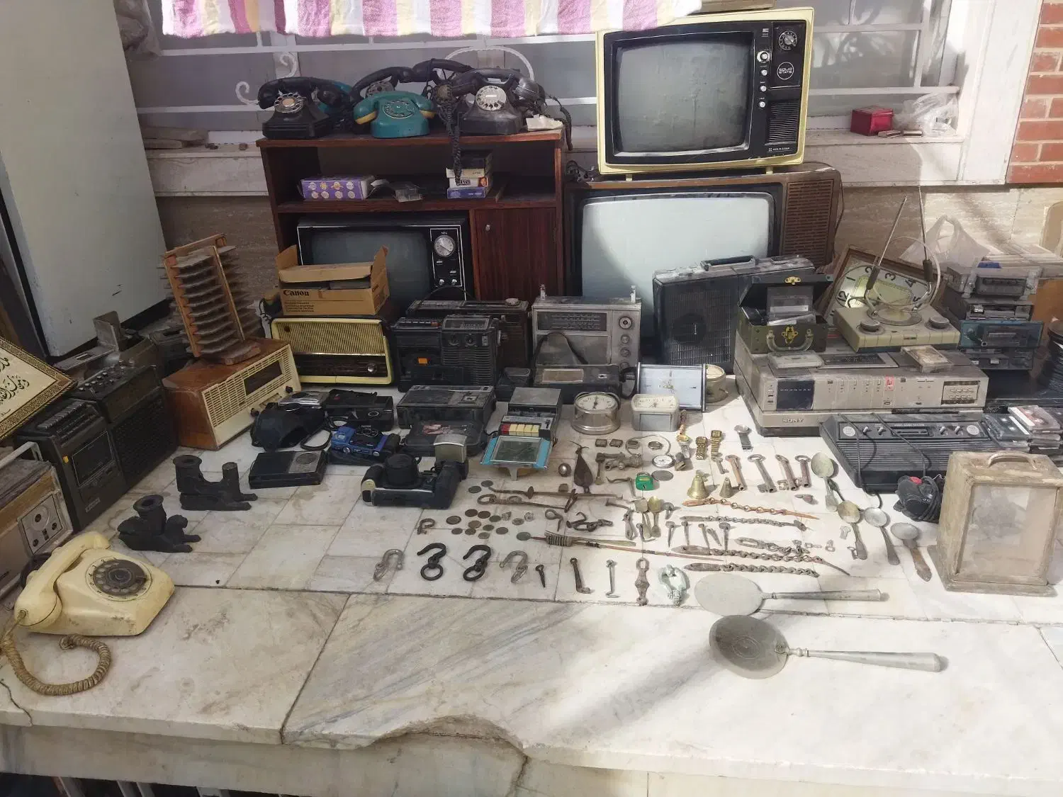 اشیاء قدیمی|کلکسیون اشیاء عتیقه|یزد, |دیوار