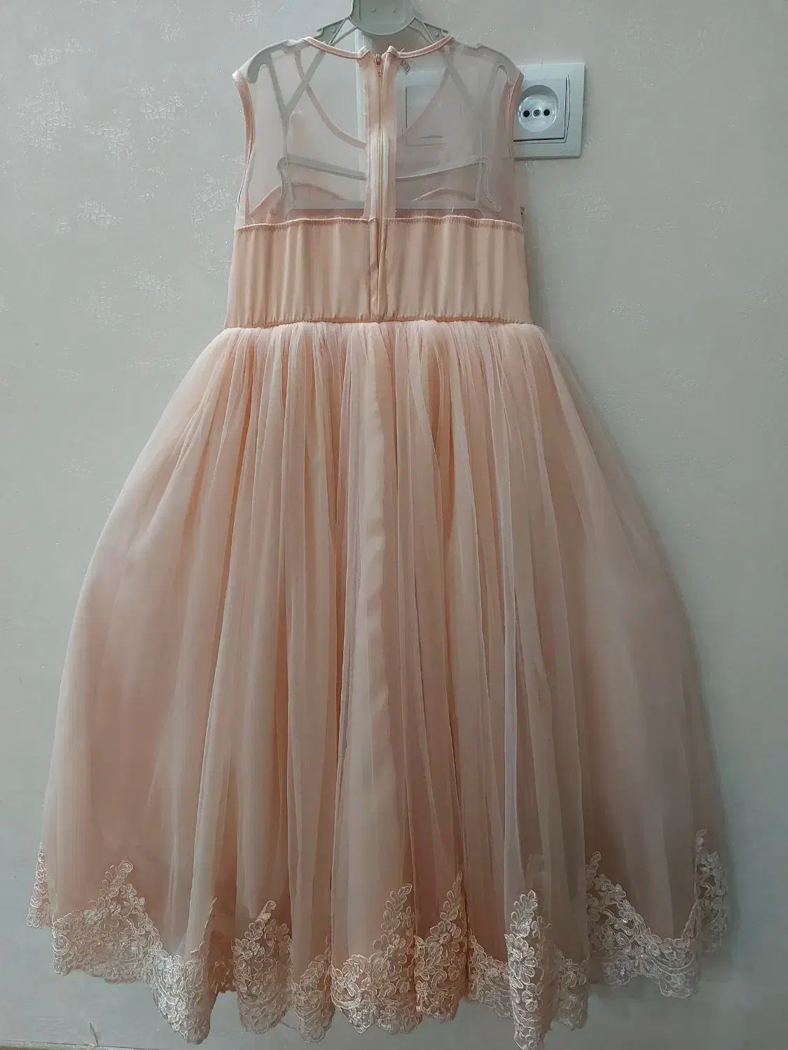 لباس مجلسی|لباس|کازرون, |دیوار