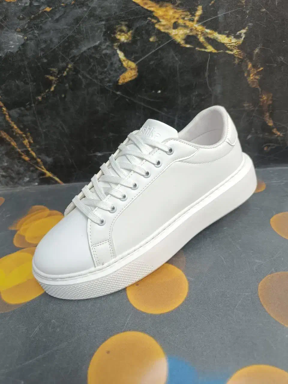 ۱))کتونی ونس لژدار|کیف، کفش، کمربند|قم, زنبیل آباد|دیوار