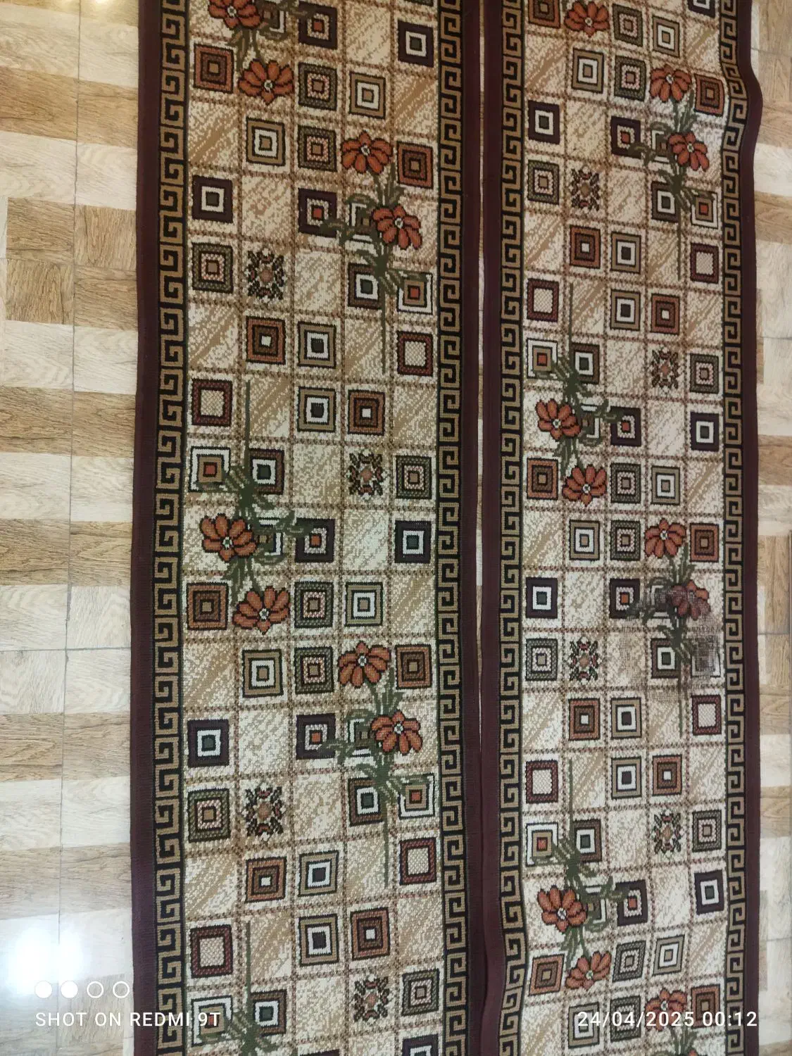 فرش نه متری کناره|فرش|قرچک, میرزائی شمالی|دیوار