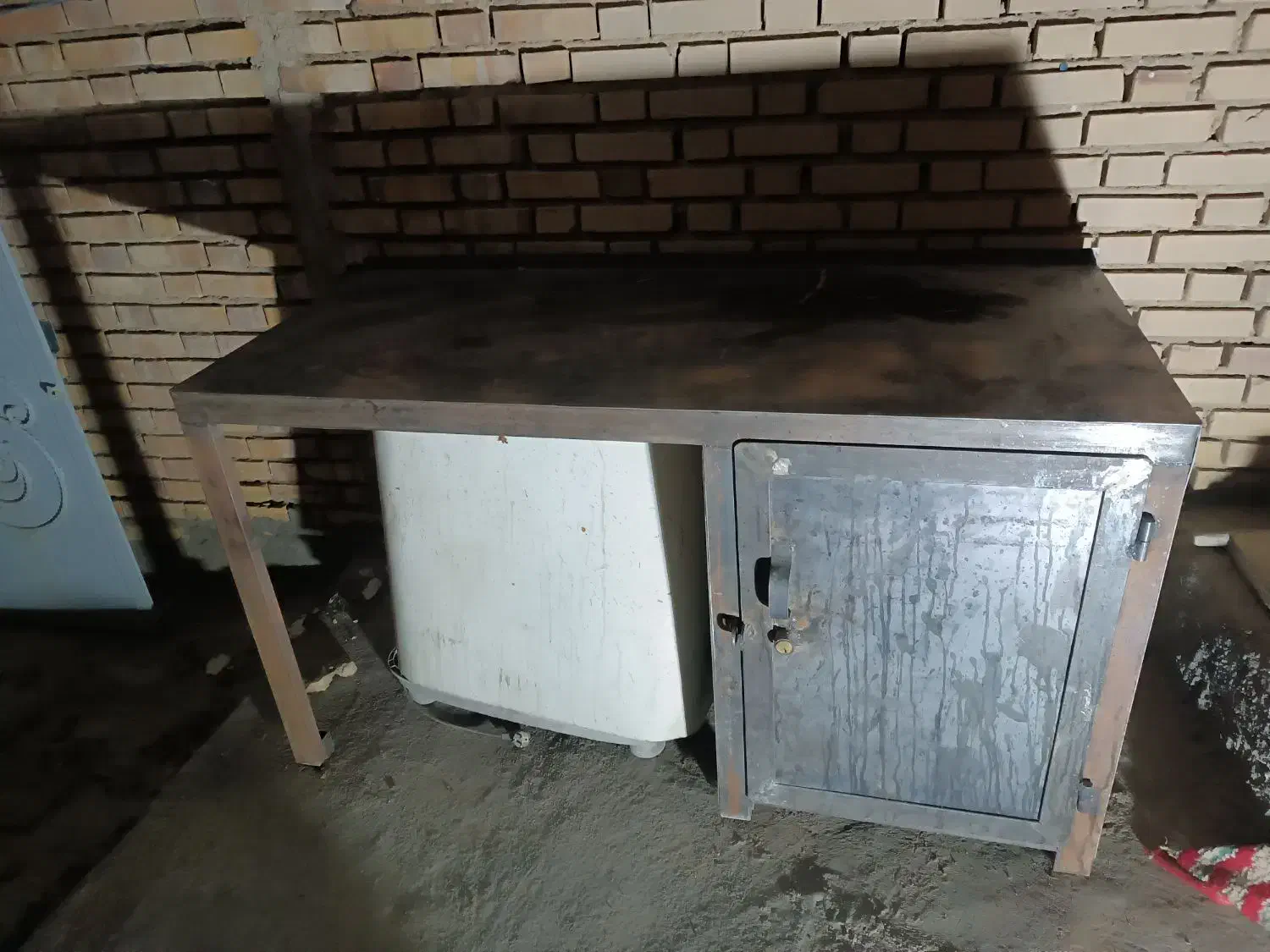 میز کار آهنی|ابزارآلات|سمنان, |دیوار