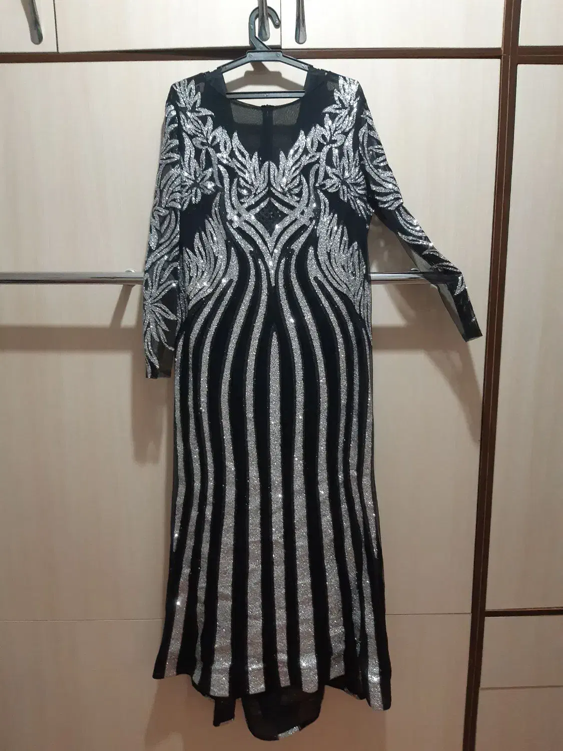 لباس مجلسی|لباس|محمدشهر, محمدشهر|دیوار