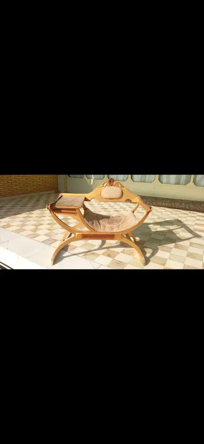 میز تلفن طلایی رنگ|میز تلفن|یزد, |دیوار