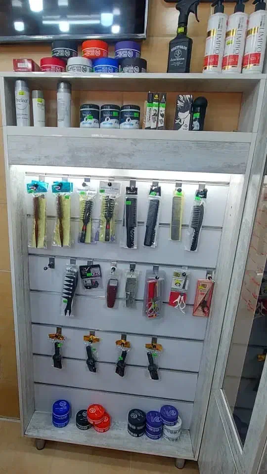 دکور آرایشگاهی|آرایشگاه و سالن‌های زیبایی|مسجد سلیمان, |دیوار