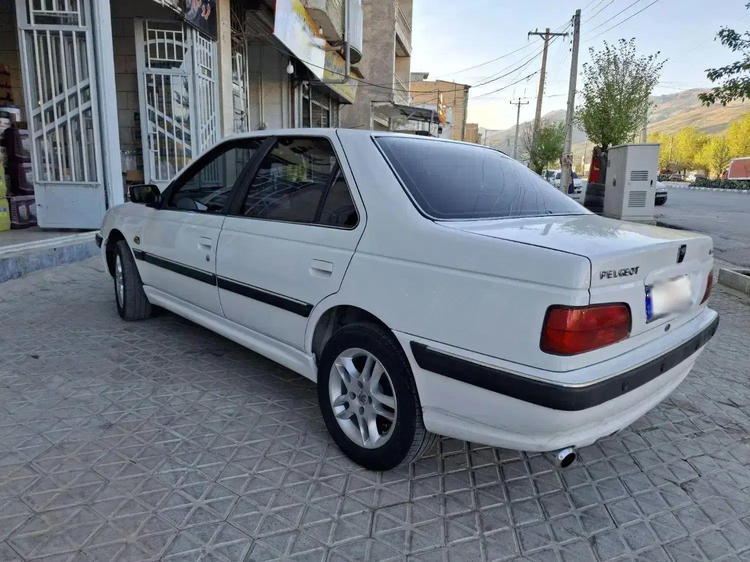 پارس سال بنزینی|خودرو سواری و وانت|فارسان, |دیوار