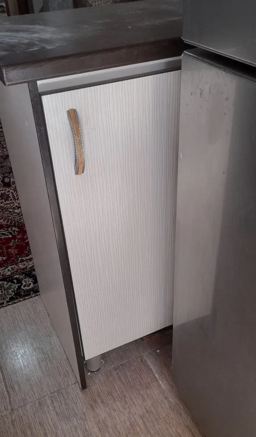 آبچکان واپن|آبچکان و نظمدهنده ظروف|همدان, |دیوار