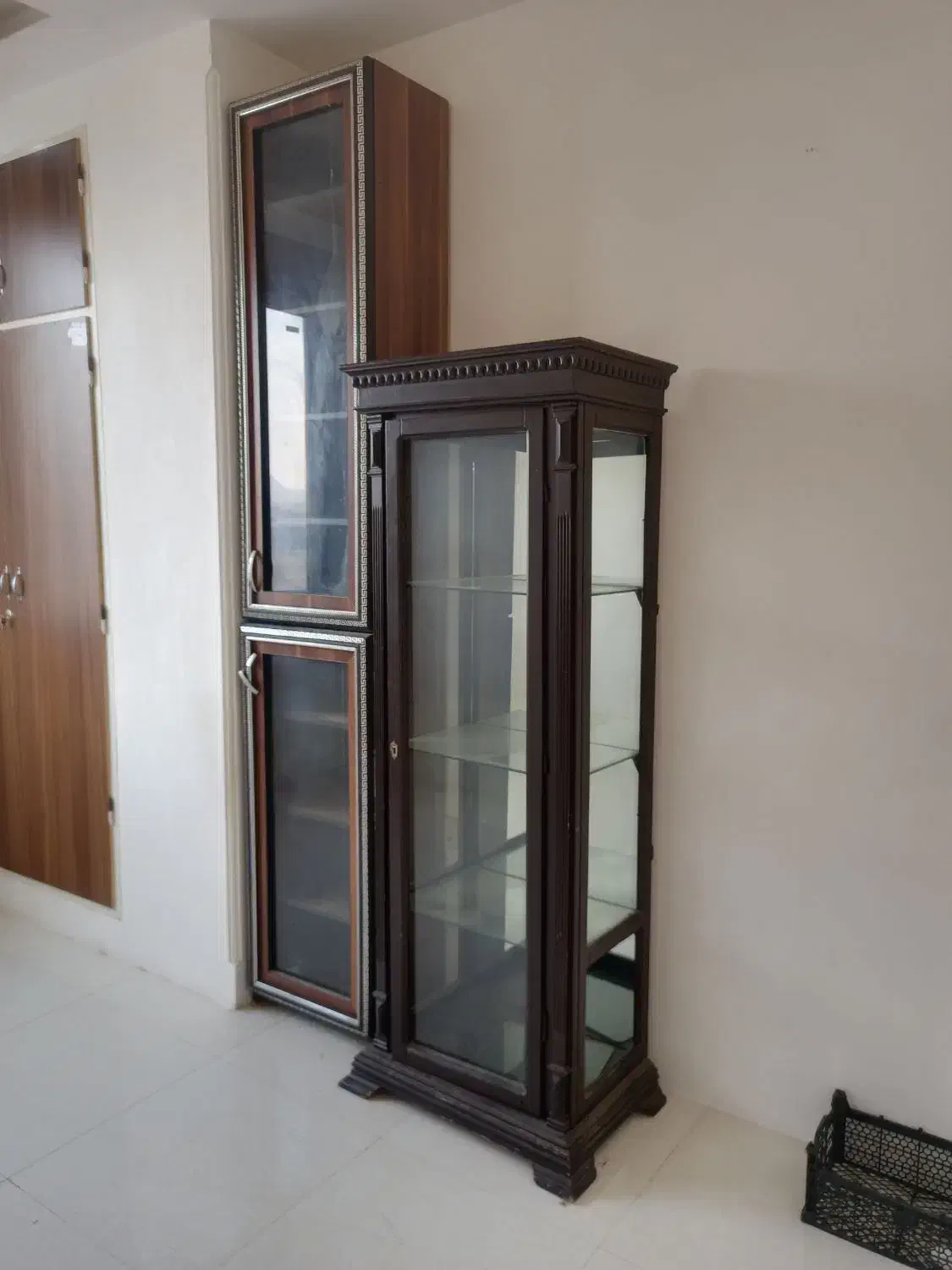 کتابخانه|کتابخانه، شلف، قفسه‌های دیواری|قم, زنبیل آباد|دیوار