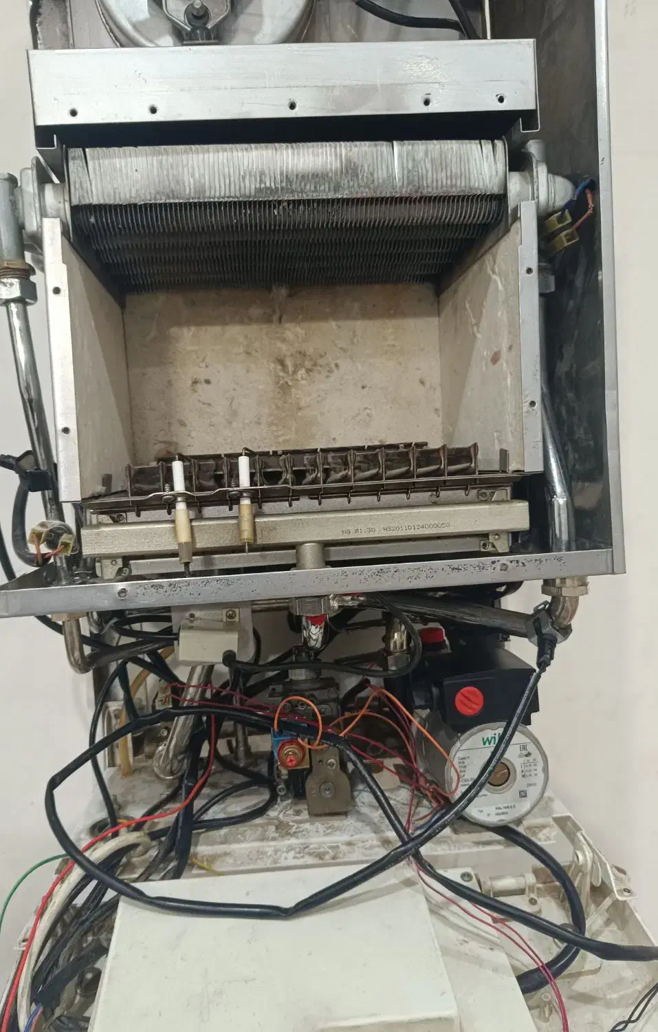 تعمیرات تخصصی پکیج و آبگرمکن|خدمات پیشه و مهارت|اسلامشهر, شهرک سعیدیه|دیوار